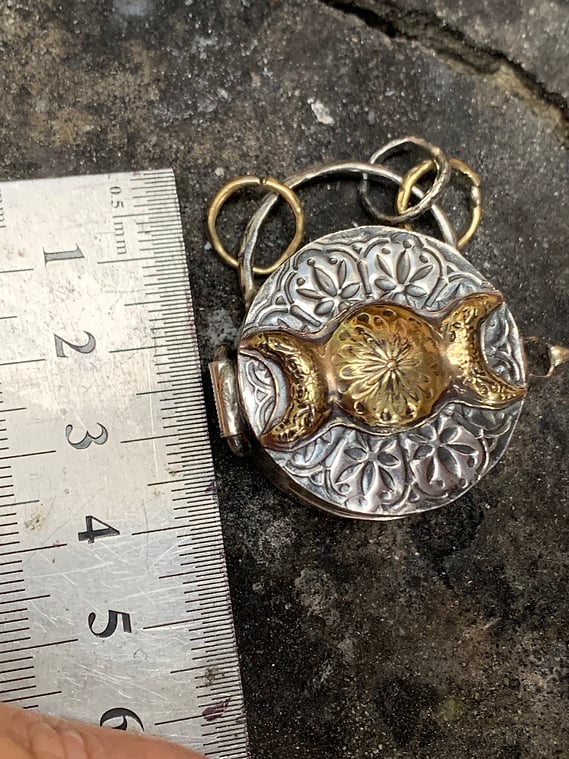 🔥925 Silver Triple Moon & Tree of Life Locket with Real Quartz Crystal