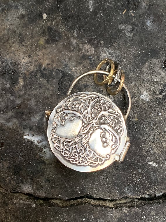 🔥925 Silver Triple Moon & Tree of Life Locket with Real Quartz Crystal