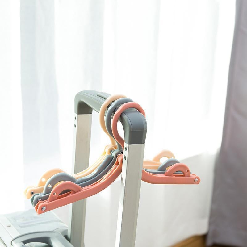 💥⏳$9.99 ⏳- retractable portable travel hangers