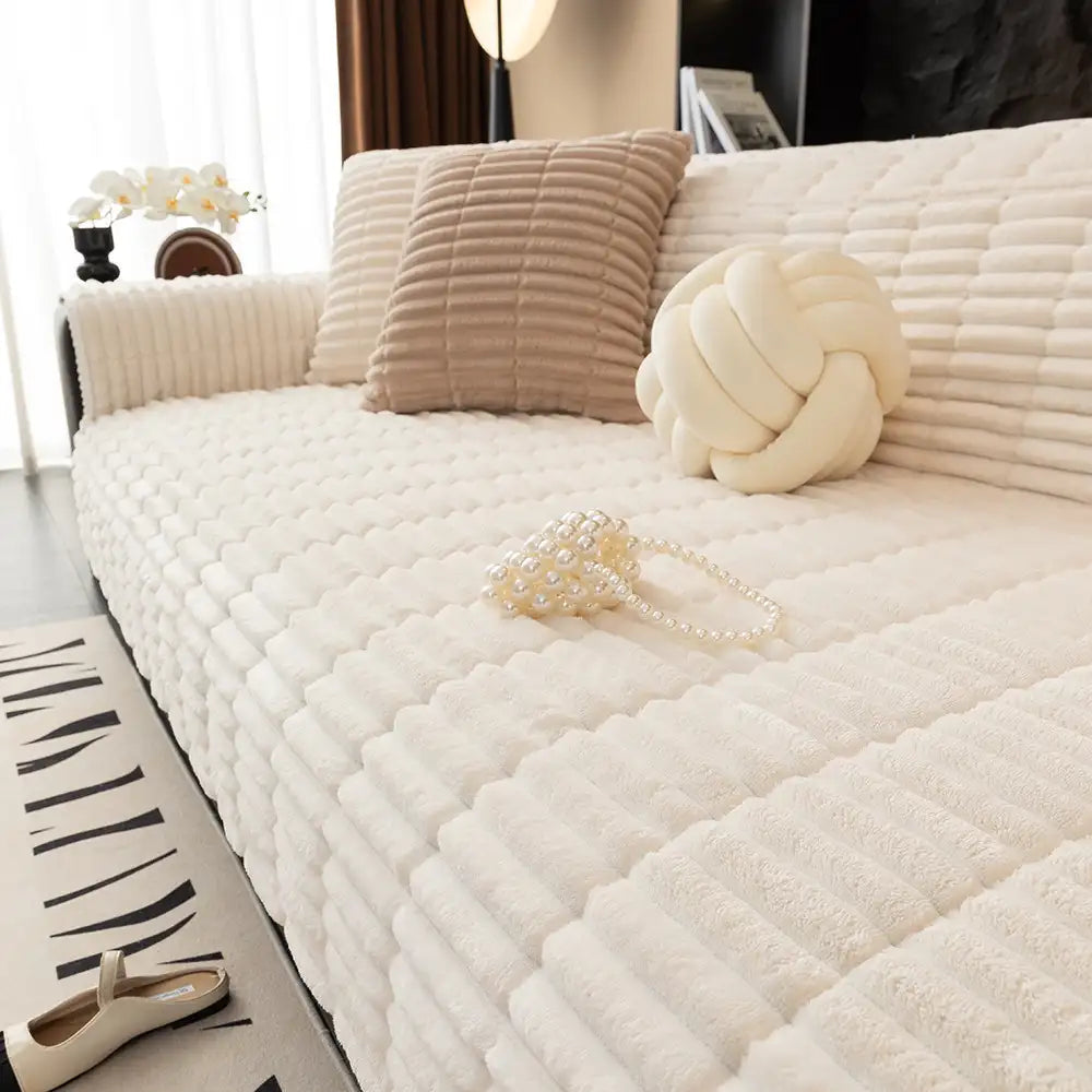 One-Piece Cozy Flannel Sofa Protection Non-Slip Couch Cover