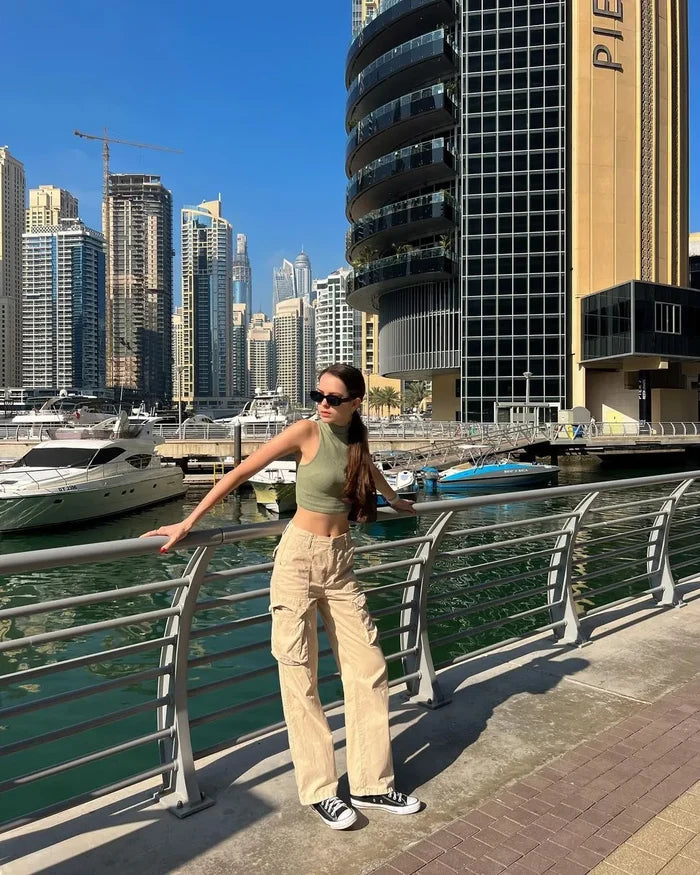 Adjustable Cargo Trousers in straight fit - The perfect blend of style and functionality