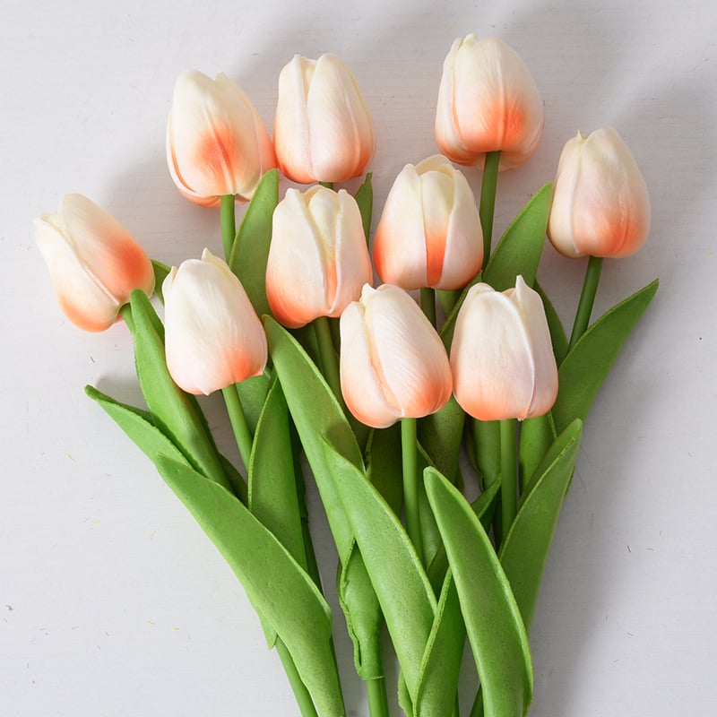 UV Resistant Lifelike Artificial Tulips Flowers