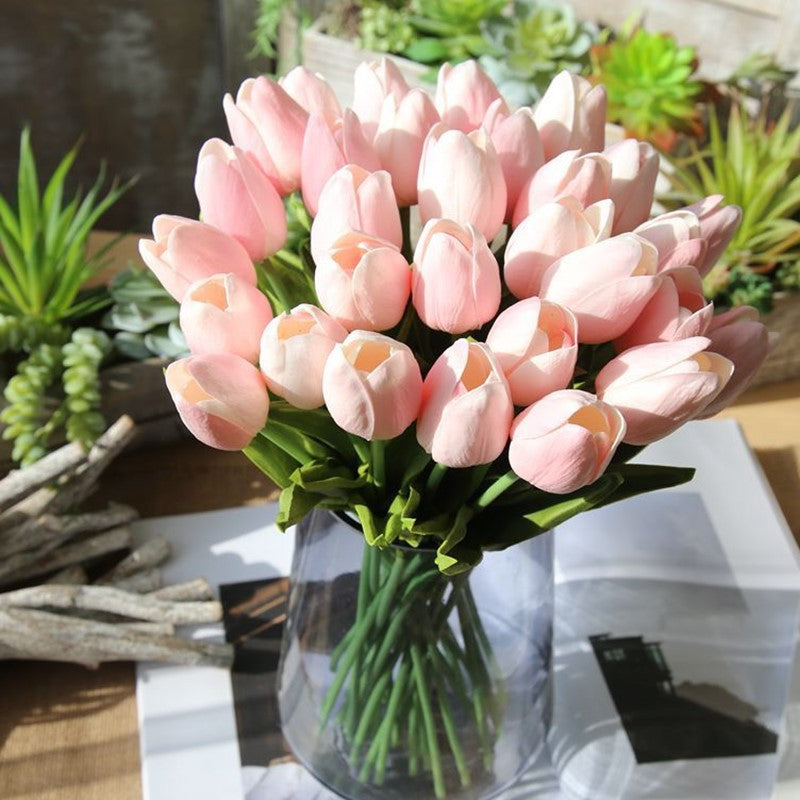 UV Resistant Lifelike Artificial Tulips Flowers