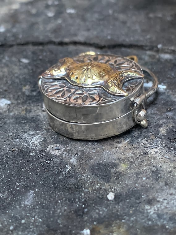 🔥925 Silver Triple Moon & Tree of Life Locket with Real Quartz Crystal