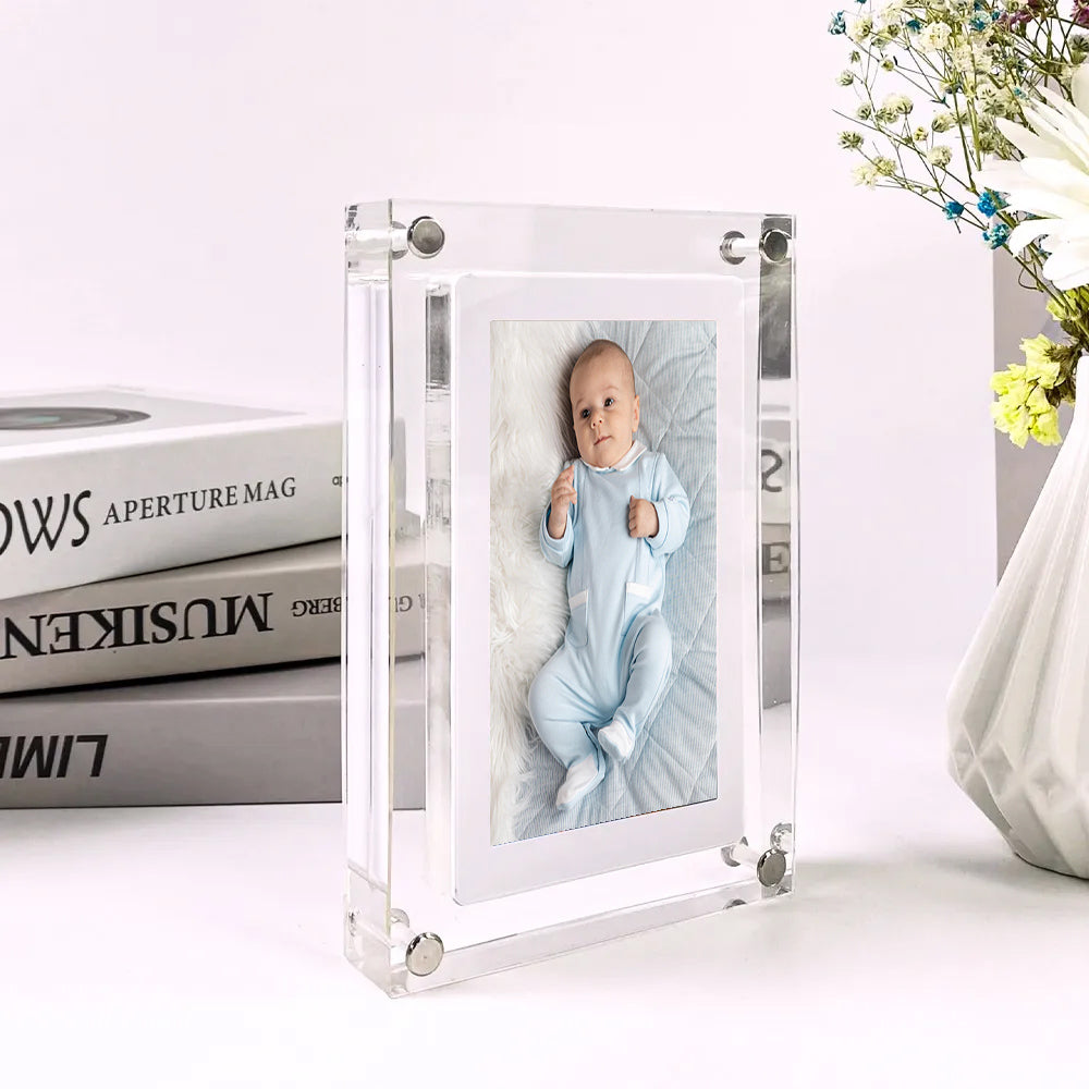 FrameIt - Light Digital Picture Frame for Unforgettable Memories